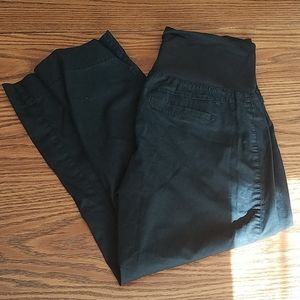 Like new Ann Taylor loft maternity crop